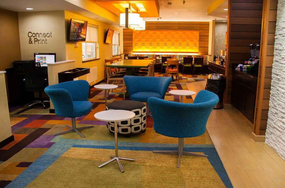Spark By Hilton Springfield Southwest Экстерьер фото