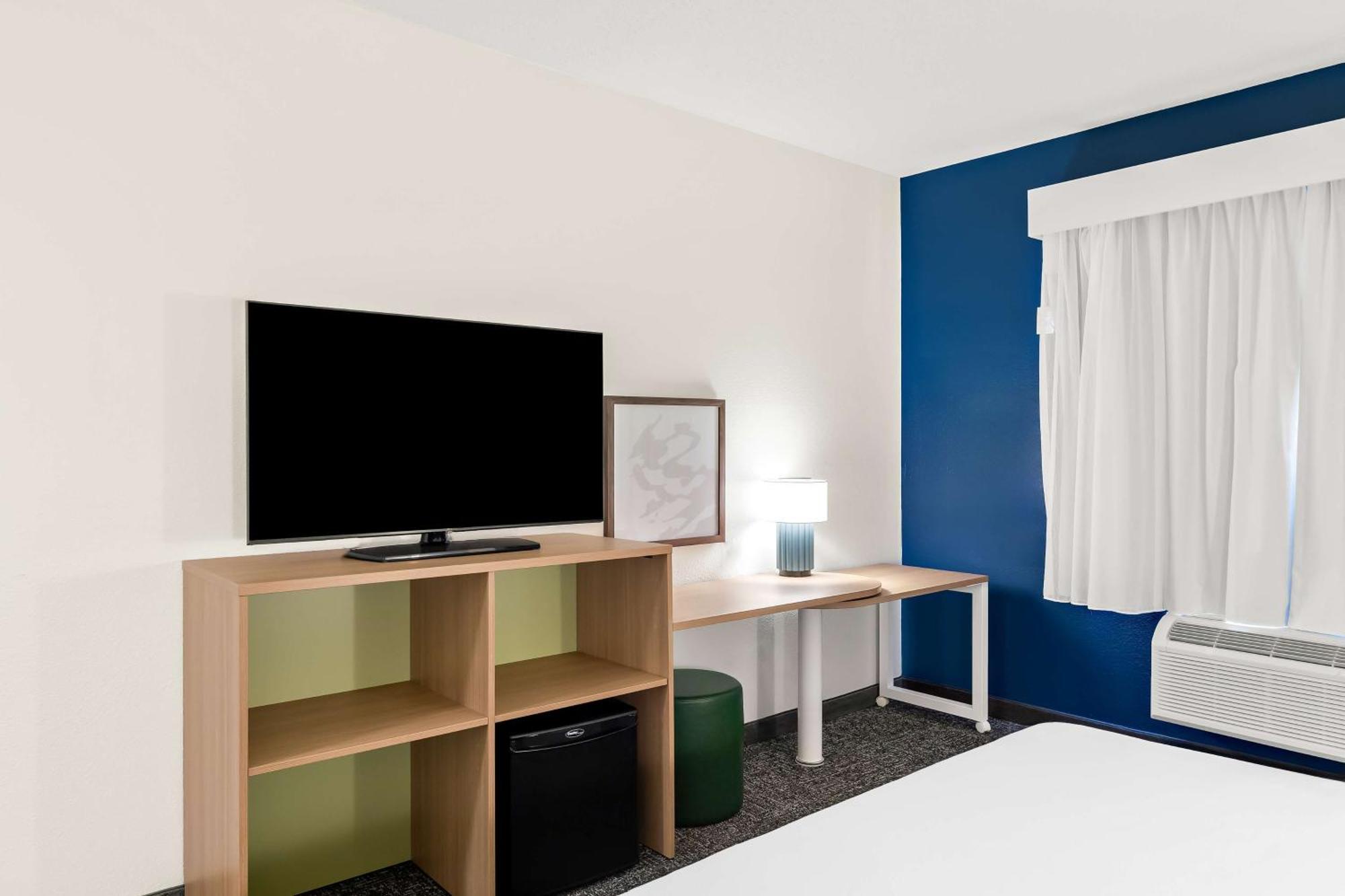 Spark By Hilton Springfield Southwest Экстерьер фото