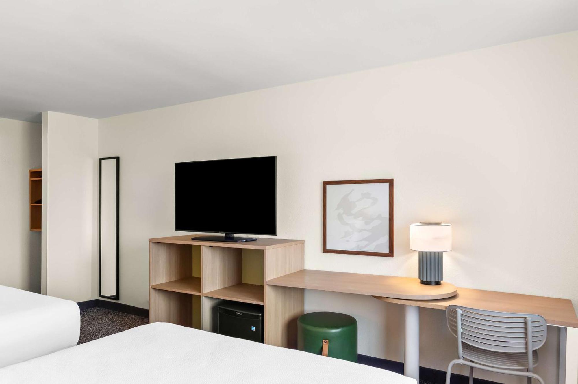 Spark By Hilton Springfield Southwest Экстерьер фото