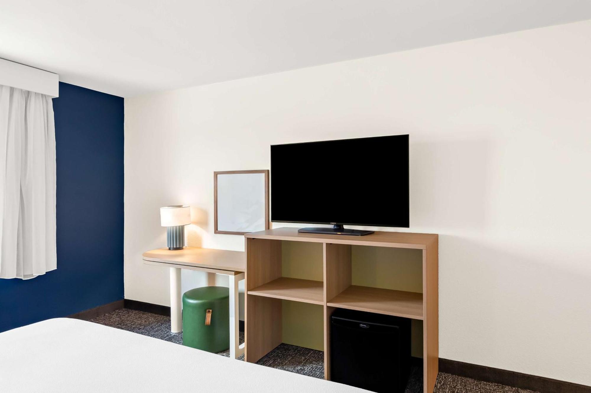 Spark By Hilton Springfield Southwest Экстерьер фото