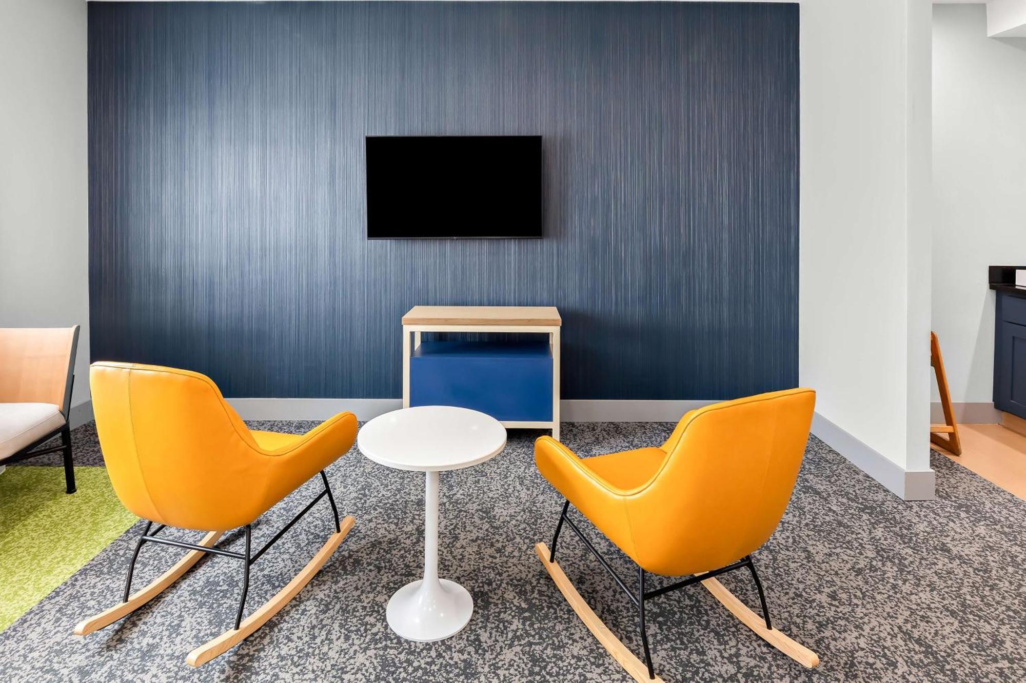 Spark By Hilton Springfield Southwest Экстерьер фото