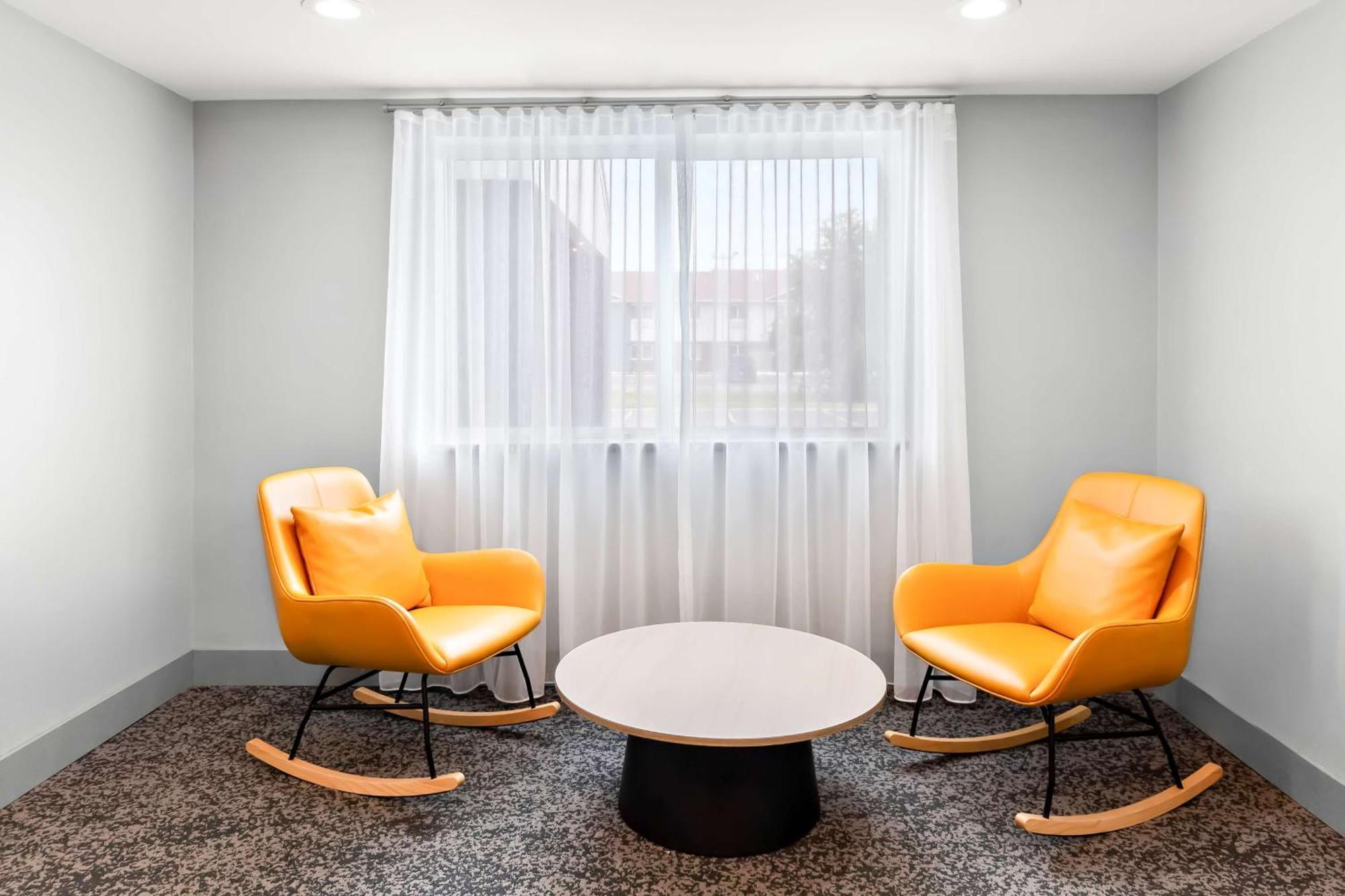 Spark By Hilton Springfield Southwest Экстерьер фото
