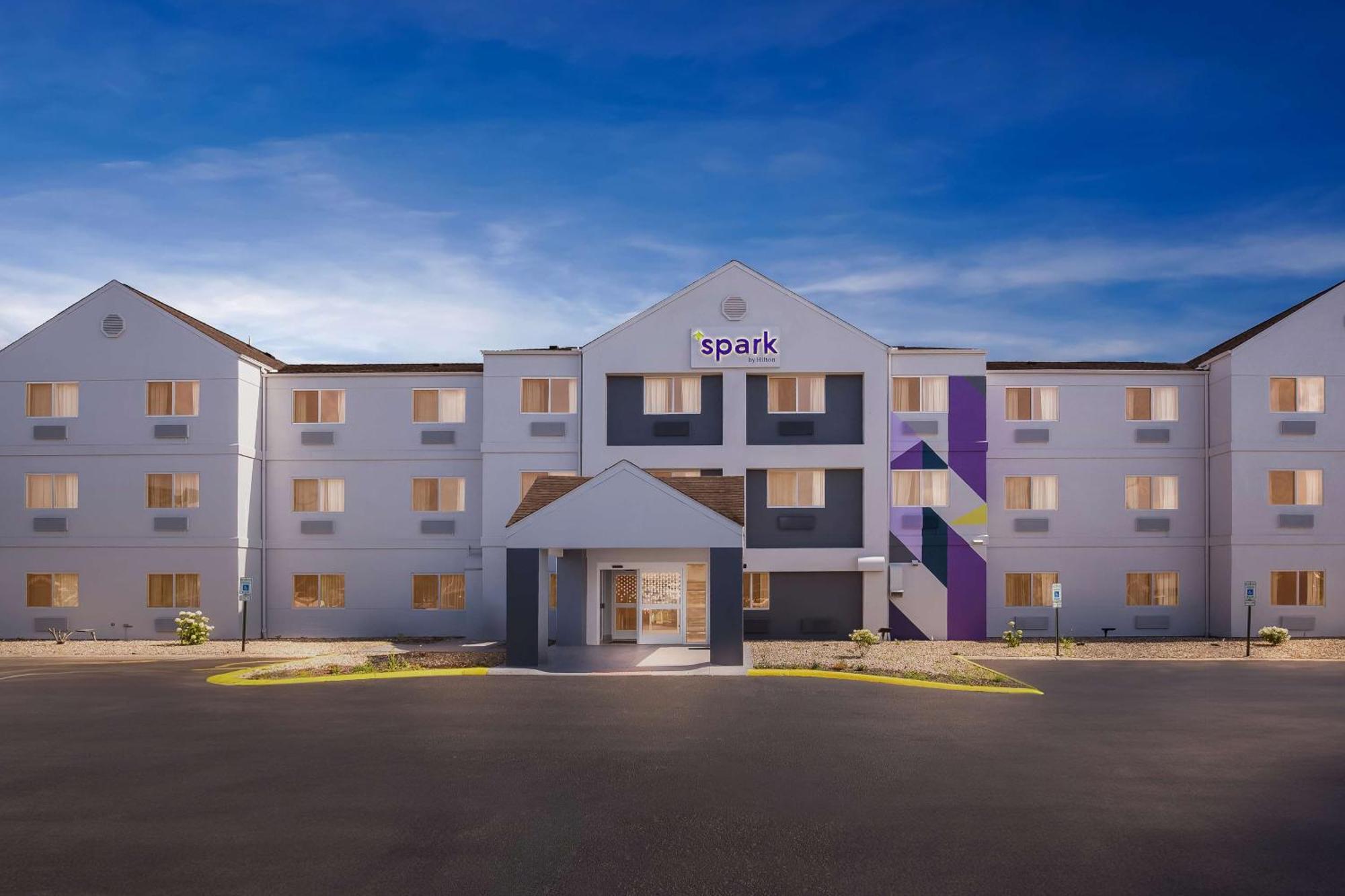 Spark By Hilton Springfield Southwest Экстерьер фото