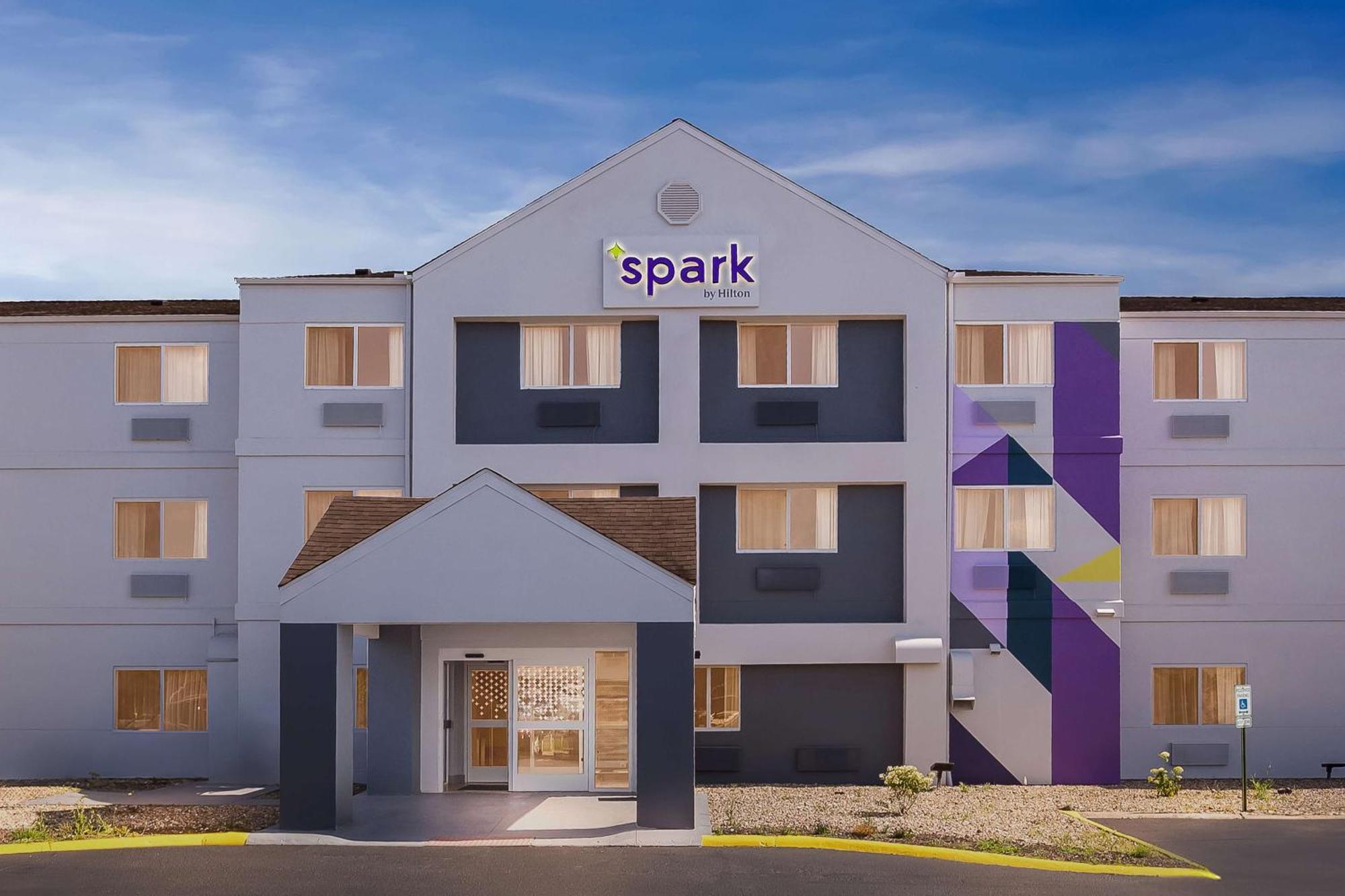 Spark By Hilton Springfield Southwest Экстерьер фото