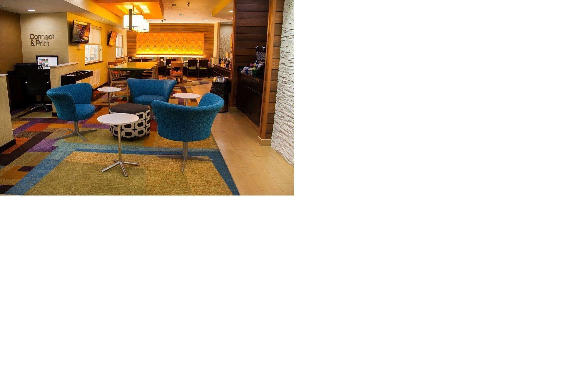 Spark By Hilton Springfield Southwest Экстерьер фото
