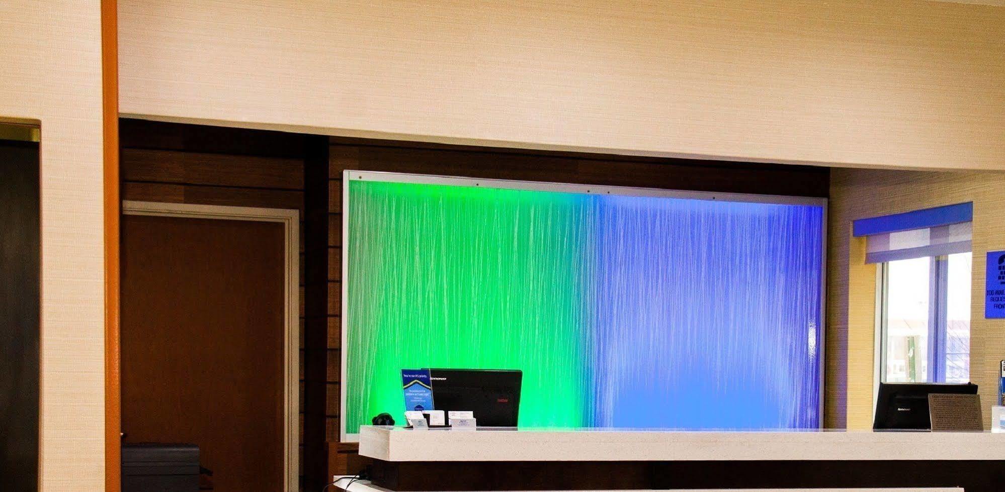 Spark By Hilton Springfield Southwest Экстерьер фото