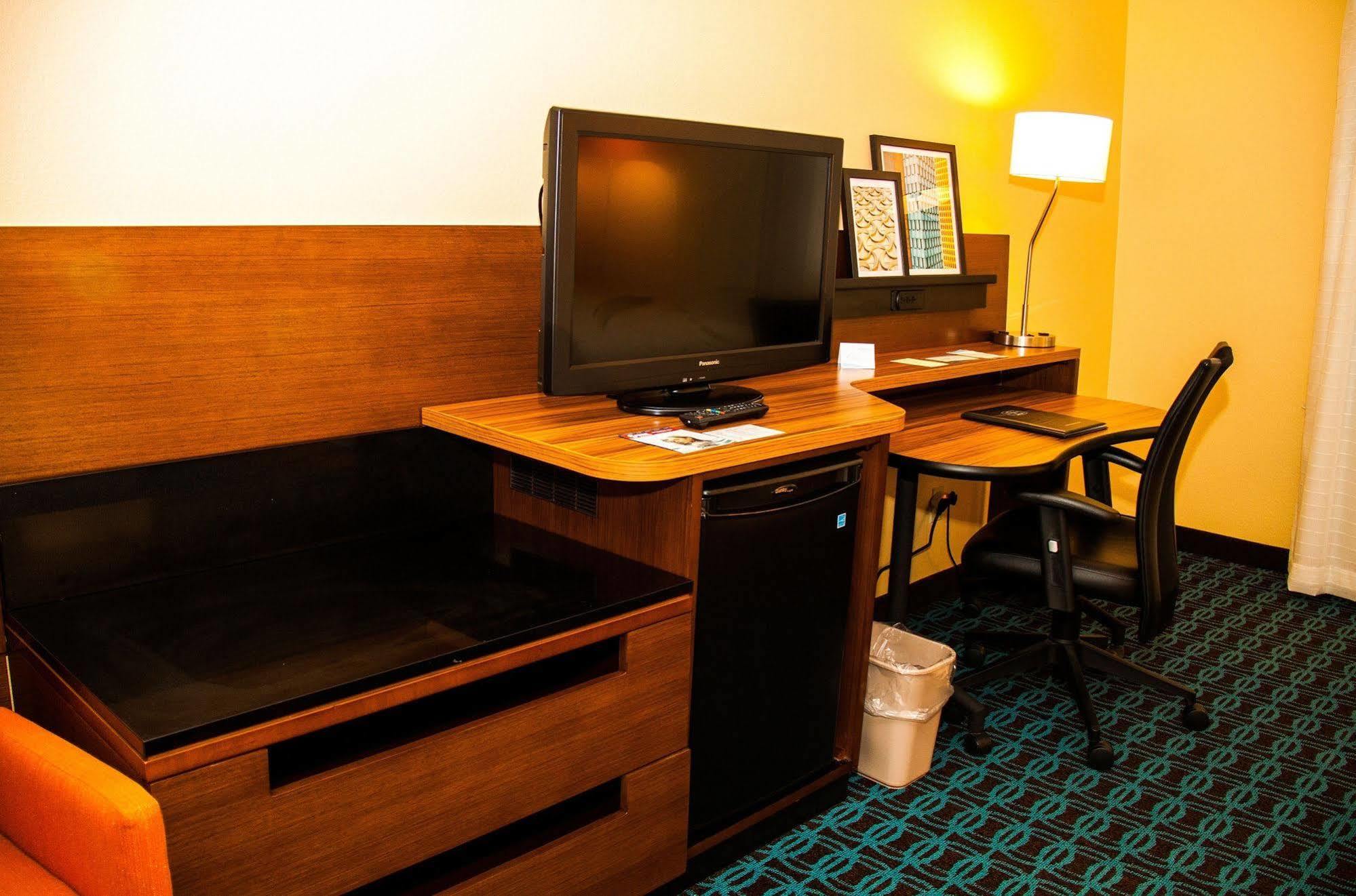 Spark By Hilton Springfield Southwest Экстерьер фото